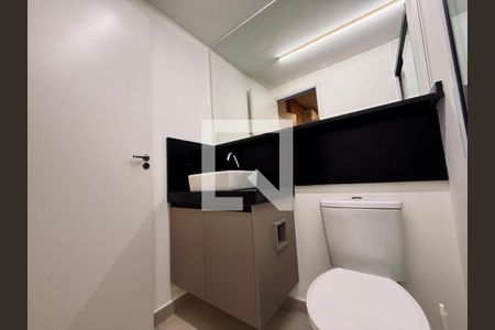 Banheiro de apartamento para alugar com 1 quarto, 25m² em Vila Butantã, São Paulo