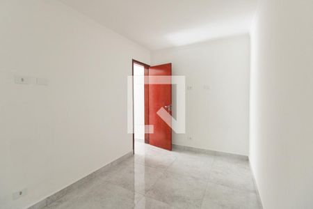 Quarto 2 de apartamento para alugar com 2 quartos, 44m² em Vila Santa Isabel, São Paulo