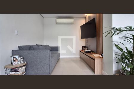 Sala  de apartamento para alugar com 3 quartos, 120m² em Centro, Florianópolis