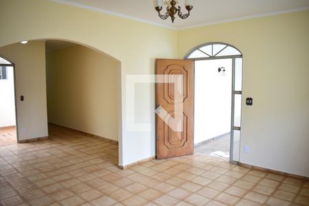 Sala de casa para alugar com 4 quartos, 300m² em Jardim Irajá, Ribeirão Preto