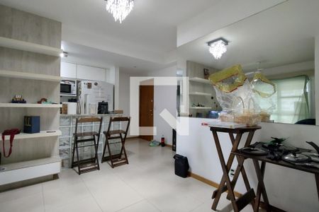 Sala de apartamento para alugar com 3 quartos, 84m² em Barra Olímpica, Rio de Janeiro