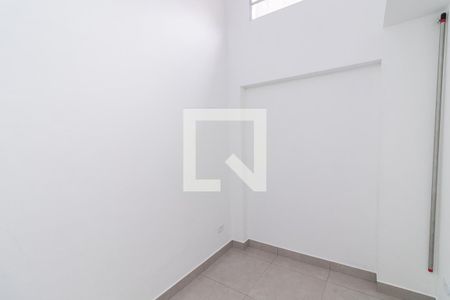 Quarto de casa para alugar com 1 quarto, 17m² em Jardim Artur Alvim, São Paulo