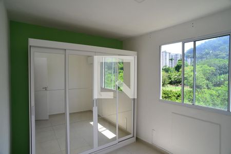 Quarto 1 de apartamento para alugar com 2 quartos, 42m² em Itanhangá, Rio de Janeiro