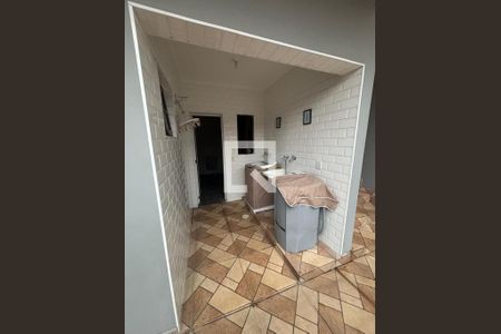 Lavanderia de casa à venda com 4 quartos, 360m² em City Bussocaba, Osasco