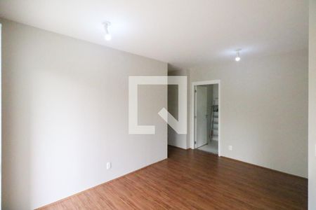 Sala de apartamento para alugar com 2 quartos, 68m² em Cerâmica, São Caetano do Sul