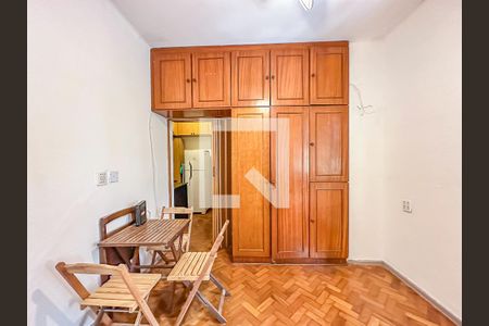 Kitnet/Studio para alugar com 1 quarto, 25m² em Laranjeiras, Rio de Janeiro