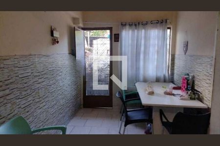 Casa à venda com 2 quartos, 96m² em Benfica, Rio de Janeiro