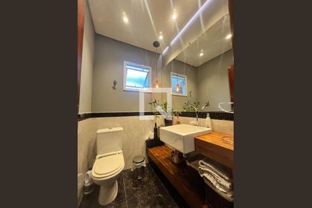 Casa à venda com 3 quartos, 250m² em Vila Curuçá, Santo André