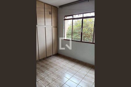 Casa à venda com 3 quartos, 268m² em Vila Valparaíso, Santo André