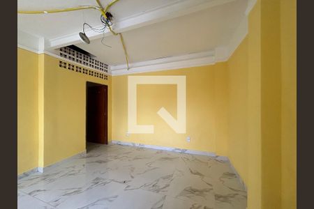 Sala de casa para alugar com 2 quartos, 70m² em Vila Cavaton, São Paulo