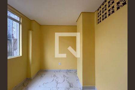 Quarto 2 de casa para alugar com 2 quartos, 70m² em Vila Cavaton, São Paulo