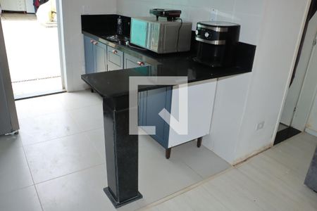 Casa de Condomínio para alugar com 2 quartos, 148m² em Chácara Ondas Verdes, Cotia