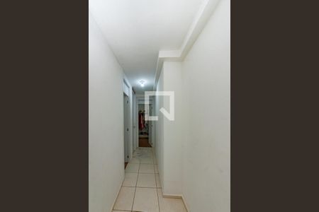 Corredor de apartamento à venda com 2 quartos, 45m² em Palmeiras, Belo Horizonte