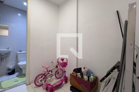 Quarto de Serviço de apartamento à venda com 4 quartos, 194m² em Parque Renato Maia, Guarulhos