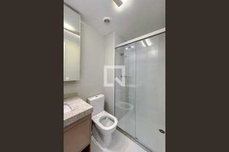 Banheiro de kitnet/studio para alugar com 1 quarto, 24m² em Vila Mariana, São Paulo