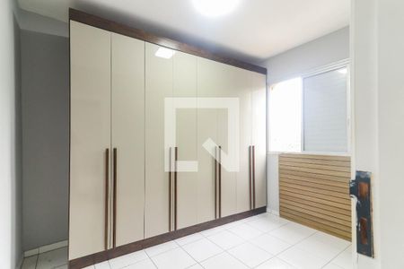 Quarto 1 de apartamento para alugar com 2 quartos, 60m² em Jaguaré, São Paulo