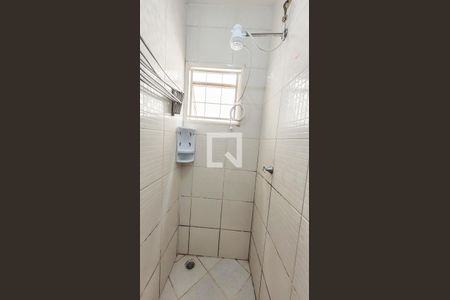 Banheiro Social de kitnet/studio para alugar com 1 quarto, 25m² em Cidade Universitária, Campinas