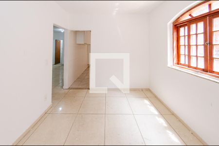 Sala de jantar de casa à venda com 3 quartos, 120m² em Salgado Filho, Belo Horizonte