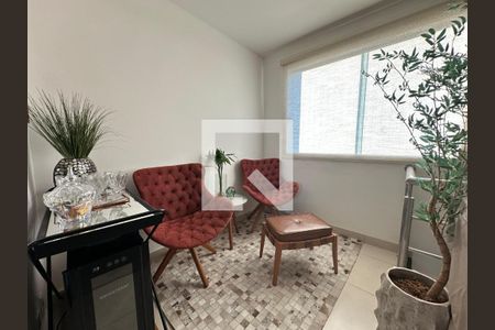 Sala de apartamento para alugar com 4 quartos, 150m² em Itapoã, Belo Horizonte