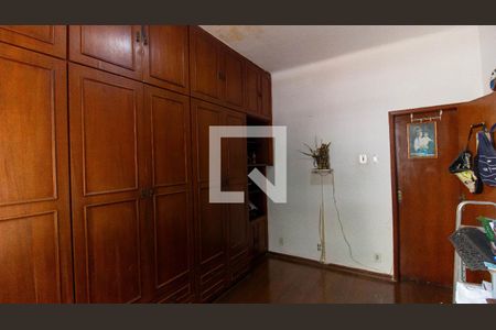 Quarto 1 de casa para alugar com 4 quartos, 70m² em Santa Rosa, Niterói