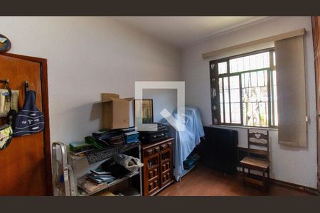 Quarto 1 de casa para alugar com 4 quartos, 70m² em Santa Rosa, Niterói
