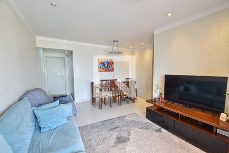 Sala de apartamento à venda com 3 quartos, 74m² em Vila Monumento, São Paulo