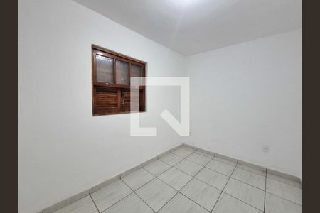 Quarto 2 de casa à venda com 2 quartos, 120m² em Vila Carmosina, São Paulo