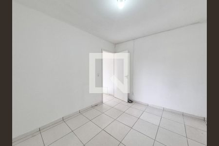 Quarto de casa para alugar com 1 quarto, 50m² em Vila Carmosina, São Paulo