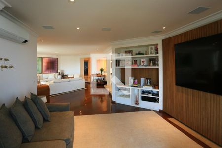 Apartamento à venda com 4 quartos, 350m² em Jardim Fonte do Morumbi, São Paulo