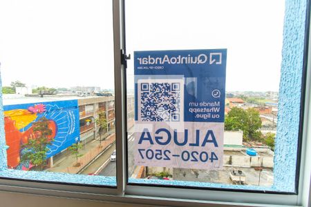 Placa na Janela de apartamento para alugar com 2 quartos, 32m² em Cidade São Miguel, São Paulo