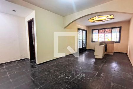 Casa para alugar com 2 quartos, 75m² em Taquara, Rio de Janeiro