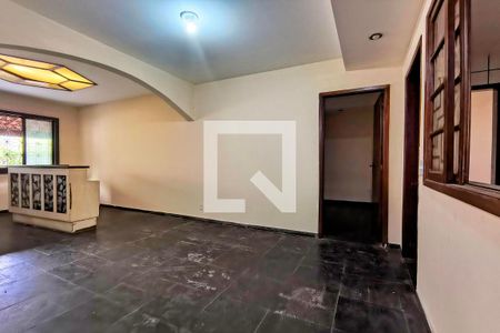 Casa para alugar com 2 quartos, 75m² em Taquara, Rio de Janeiro