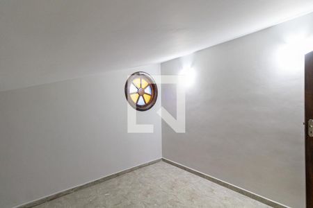 Quarto 2 de casa para alugar com 2 quartos, 100m² em Vila Granada, São Paulo
