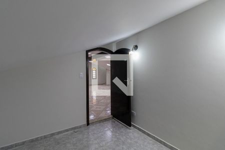 Quarto 1 de casa para alugar com 2 quartos, 100m² em Vila Granada, São Paulo