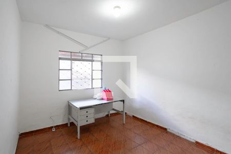 Quarto 2 de casa para alugar com 3 quartos, 297m² em Novo Glória, Belo Horizonte