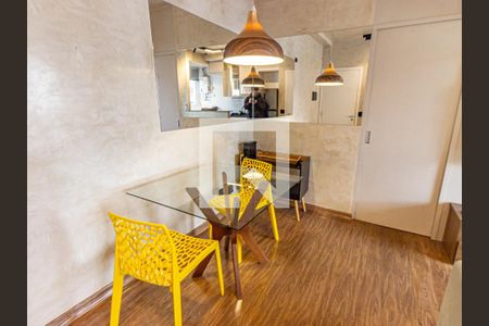 Sala de apartamento para alugar com 1 quarto, 45m² em Vila Regente Feijó, São Paulo