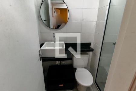 Banheiro de apartamento para alugar com 2 quartos, 45m² em Jardim Umarizal, São Paulo