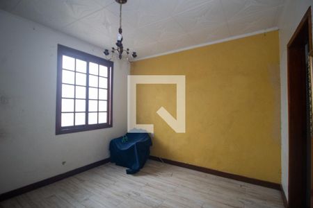 sala de casa para alugar com 4 quartos, 128m² em Glória, Porto Alegre