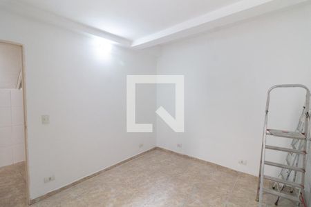 Quarto 2 de casa para alugar com 2 quartos, 70m² em Rio Pequeno, São Paulo