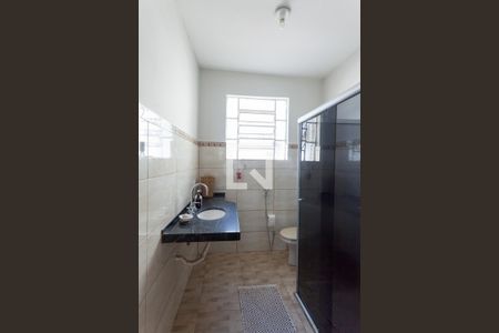 Banheiro Social de casa para alugar com 1 quarto, 50m² em Floresta, Belo Horizonte