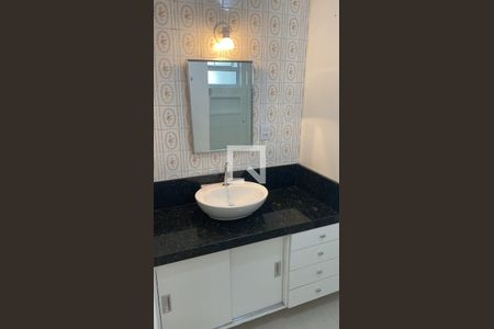 Banheiro de apartamento para alugar com 1 quarto, 37m² em Santa Cecilia, São Paulo