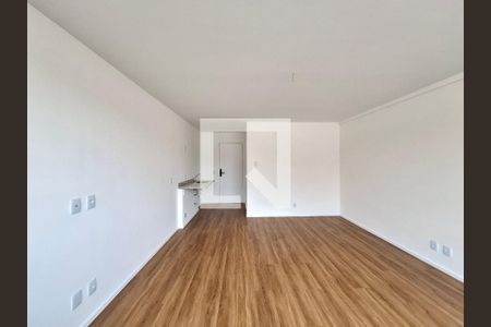 Sala/cozinha de apartamento para alugar com 1 quarto, 30m² em Centro, Rio de Janeiro