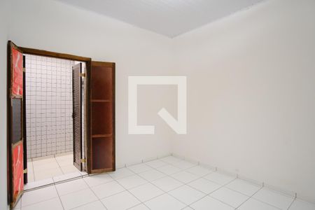 Quarto 1 de casa para alugar com 2 quartos, 150m² em Vila Carrão, São Paulo