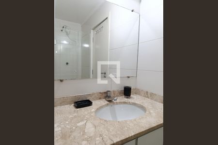 Lavabo de apartamento para alugar com 3 quartos, 100m² em Cerqueira César, São Paulo