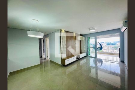 Sala de apartamento para alugar com 3 quartos, 94m² em Jardim Santa Mena, Guarulhos