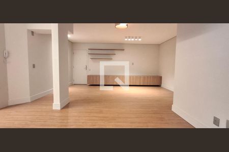Sala de apartamento para alugar com 3 quartos, 100m² em Centro, Florianópolis