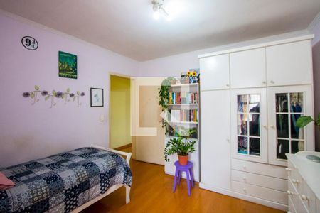 Quarto 2 de casa à venda com 3 quartos, 176m² em Vila Scarpelli, Santo André