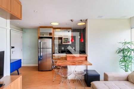 Sala de apartamento para alugar com 1 quarto, 38m² em Santo Amaro, São Paulo