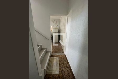 Corredor de casa à venda com 2 quartos, 108m² em Jardim do Colegio (Zona Norte), São Paulo