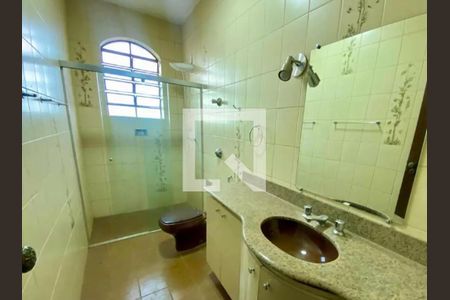 Banheiro de casa à venda com 4 quartos, 453m² em Pampulha, Belo Horizonte